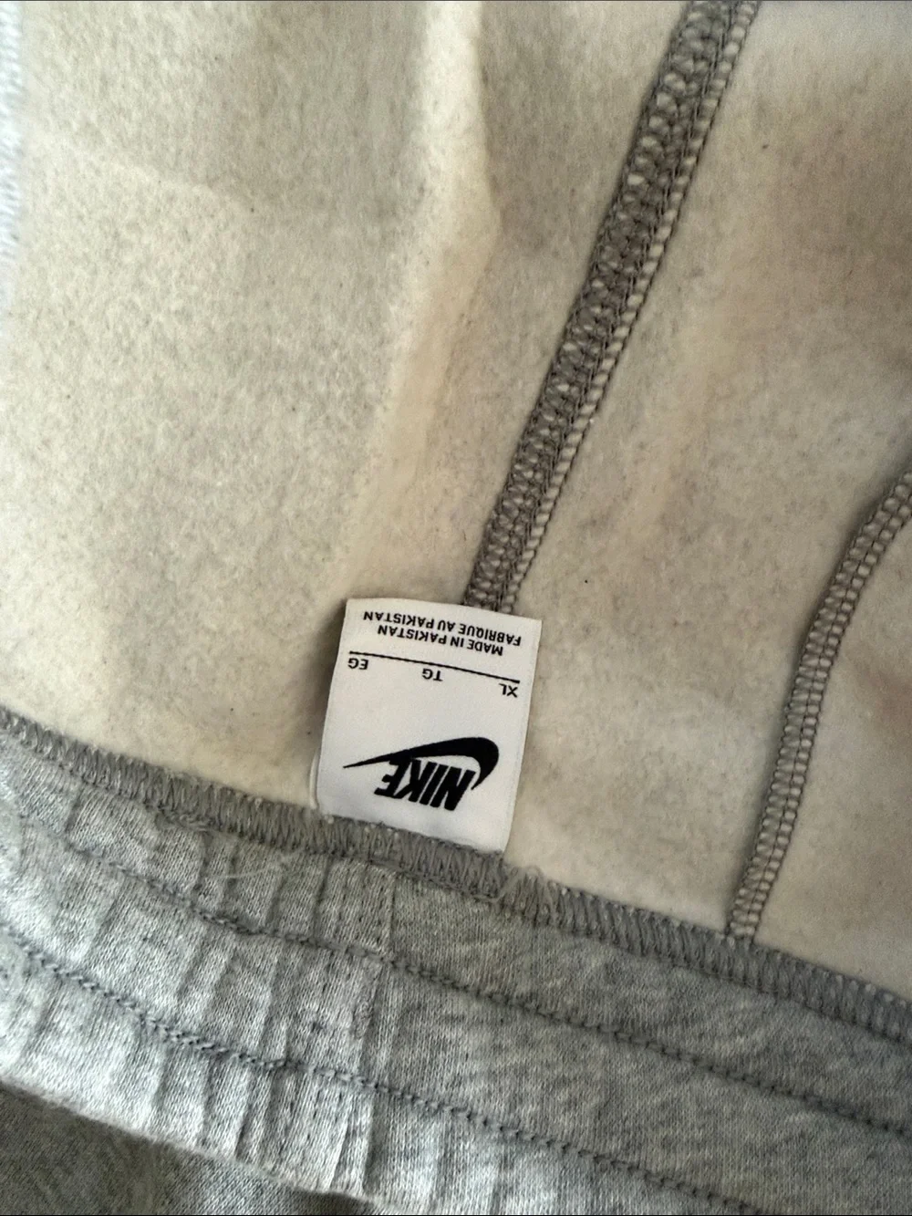 Nike unisex Grey Athletic Jogger Sweatpants
